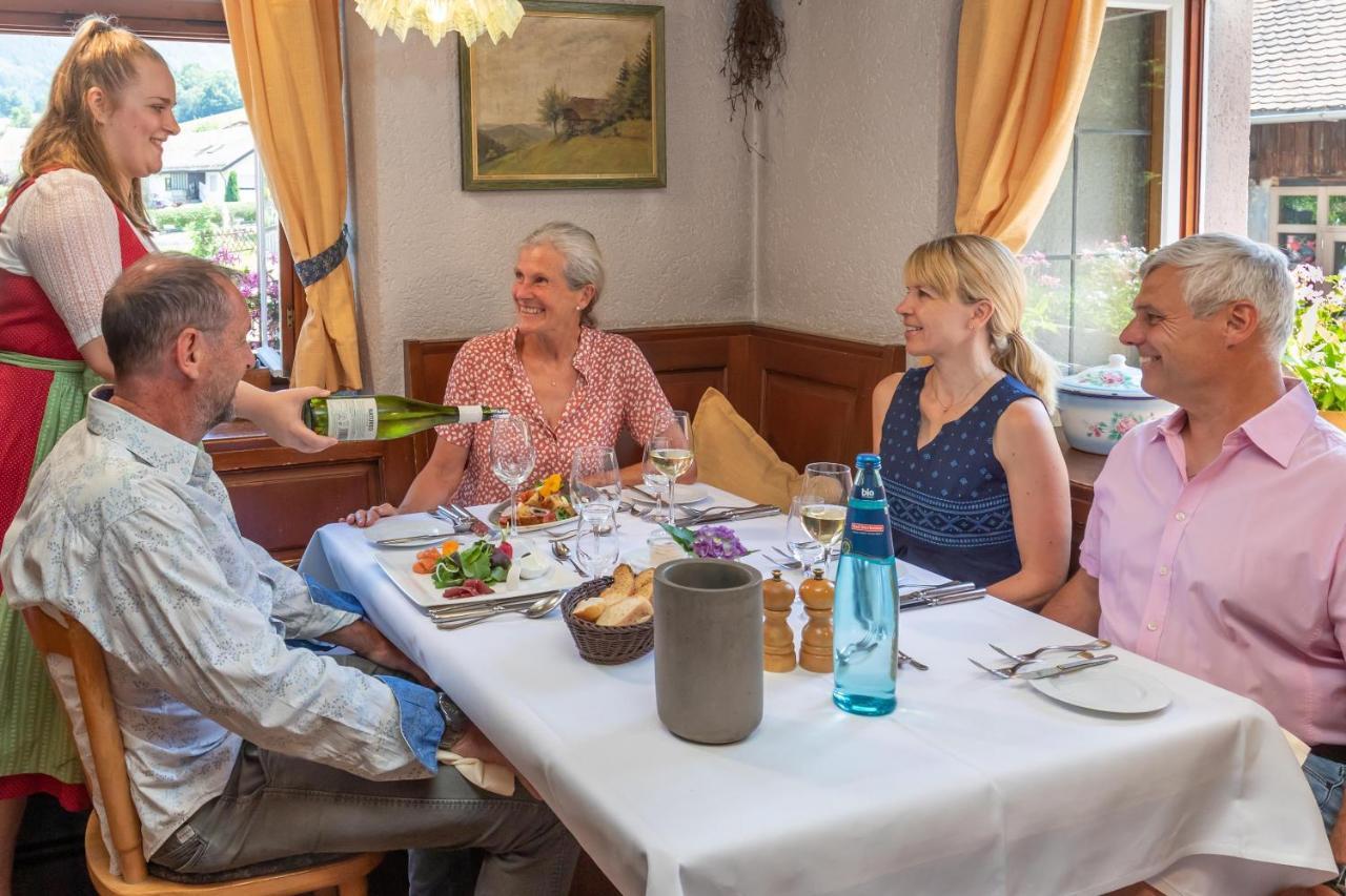 Goldener Adler Oberried - Hotel & Appartements 외부 사진