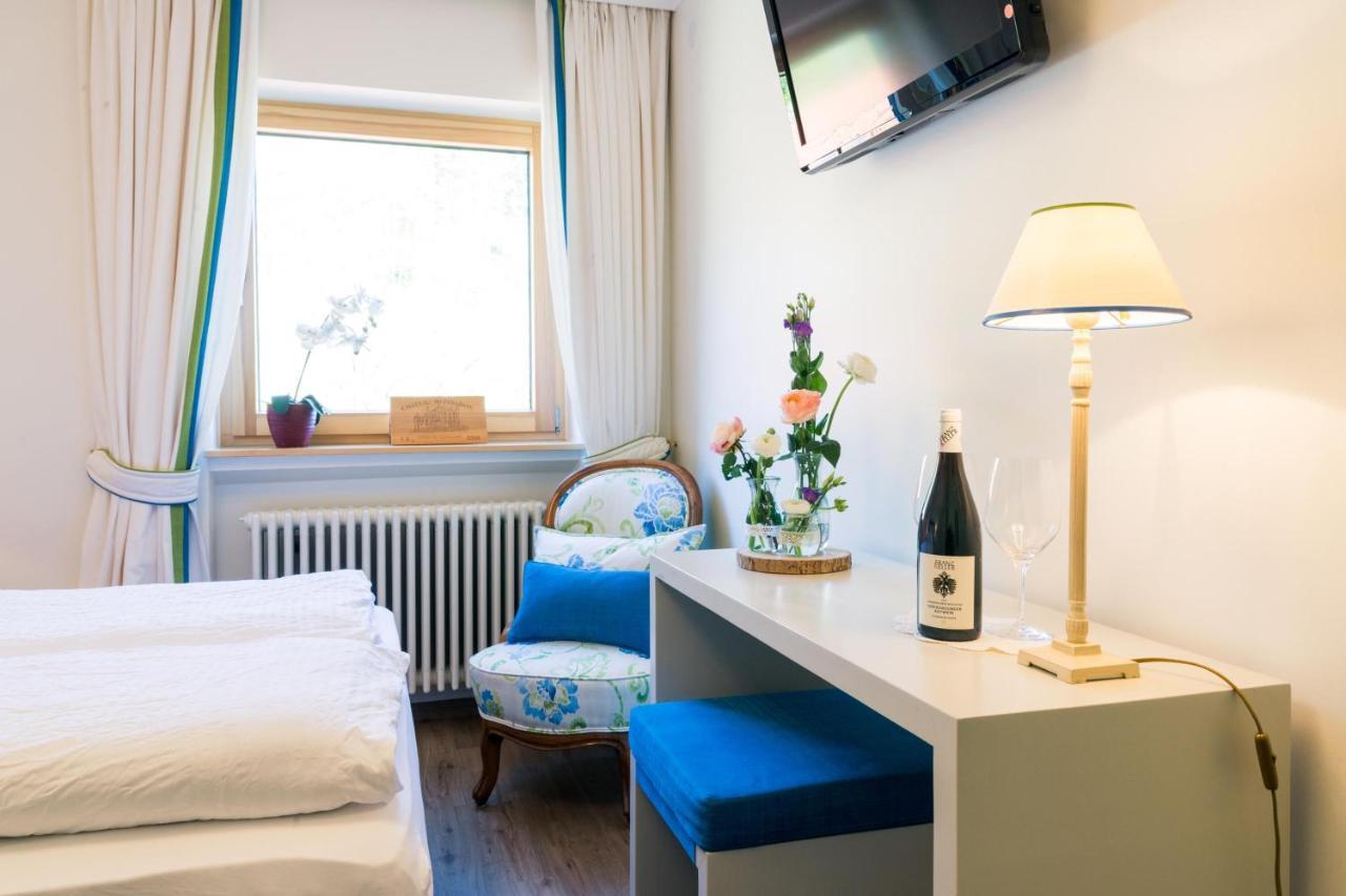 Goldener Adler Oberried - Hotel & Appartements 외부 사진