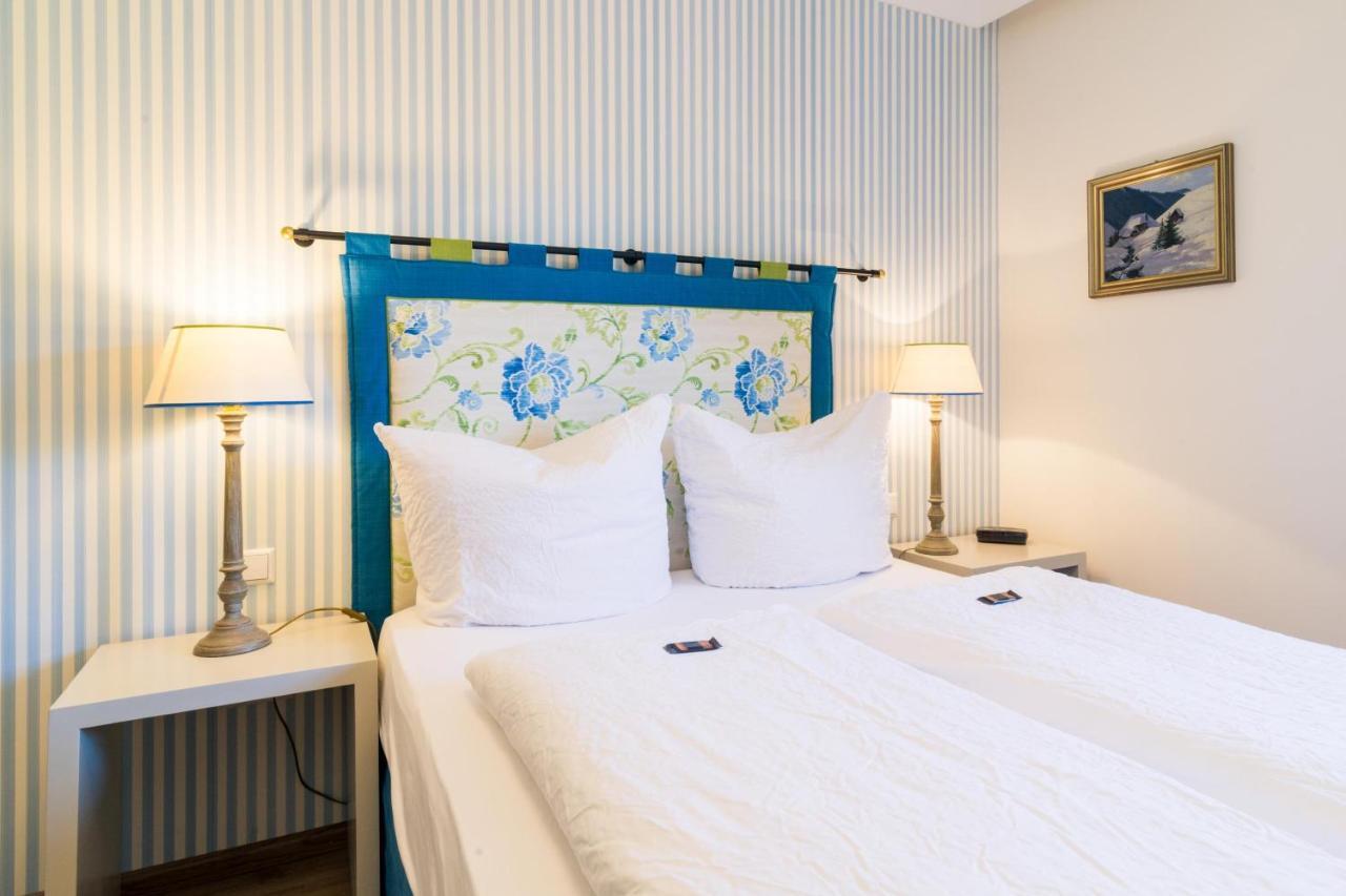 Goldener Adler Oberried - Hotel & Appartements 외부 사진