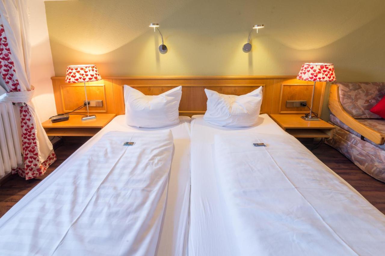 Goldener Adler Oberried - Hotel & Appartements 외부 사진