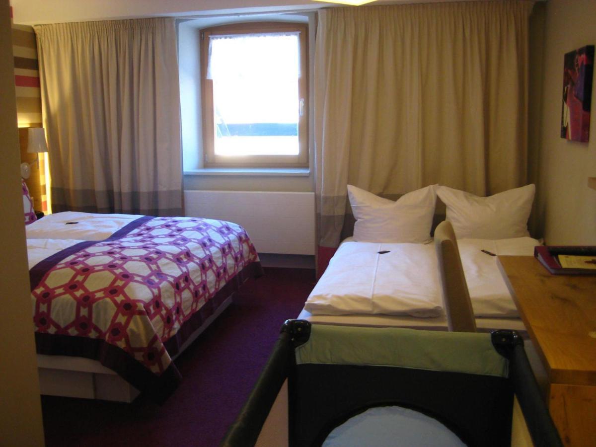 Goldener Adler Oberried - Hotel & Appartements 외부 사진
